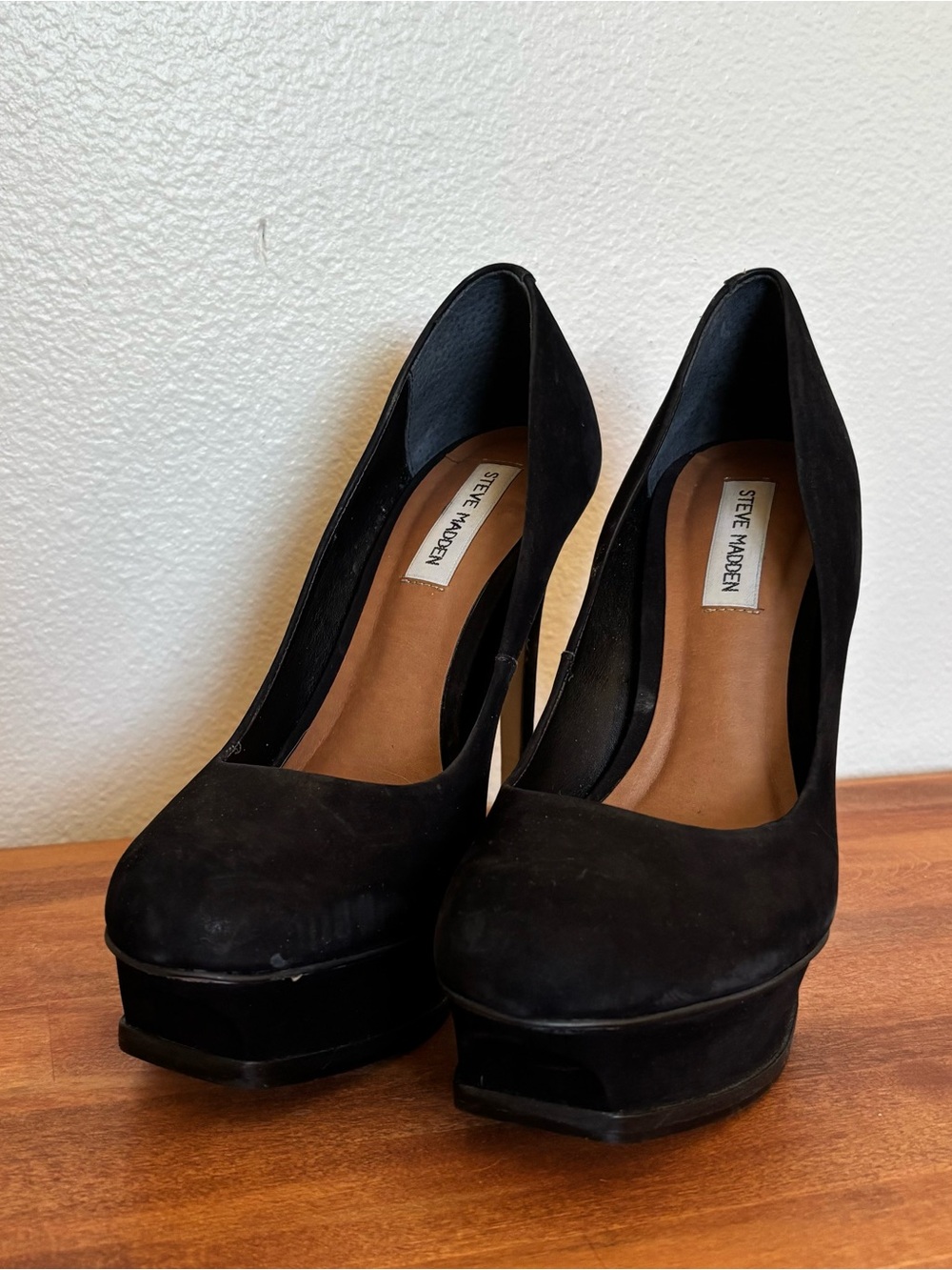 Steve Madden Black Suede Platform Pumps with High Heel
